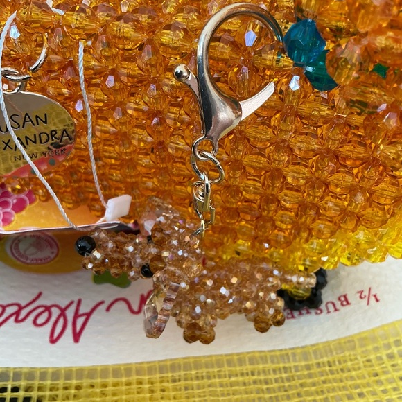 ADORABLE NWT SUSAN ALEXANDRA BEADED WEENY DACHSHUND HANDBAG WITH CRITTER CHARM - Picture 15 of 15